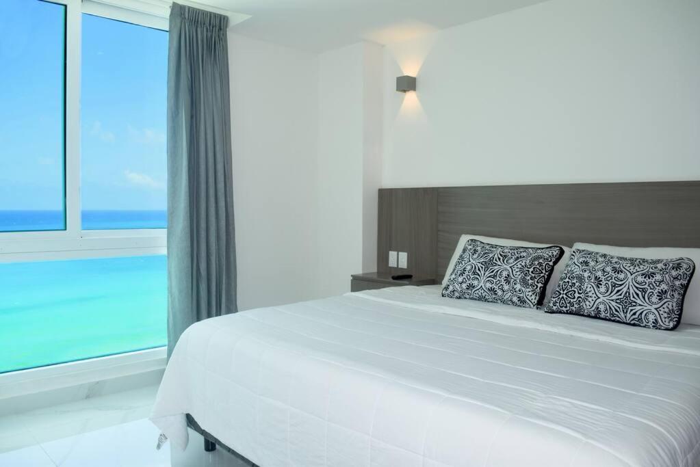 Estudio A Pie Playa, Increibles Vistas, Alberca, Gym, Jacuzzi, 3502 Cancún